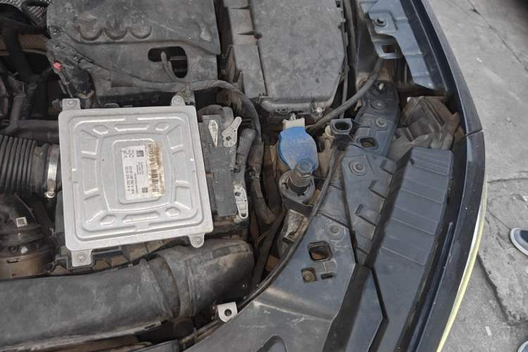 Used Mercedes-Benz GLB 2020 GLB 200 Dynamic Edition Engine Bay Left