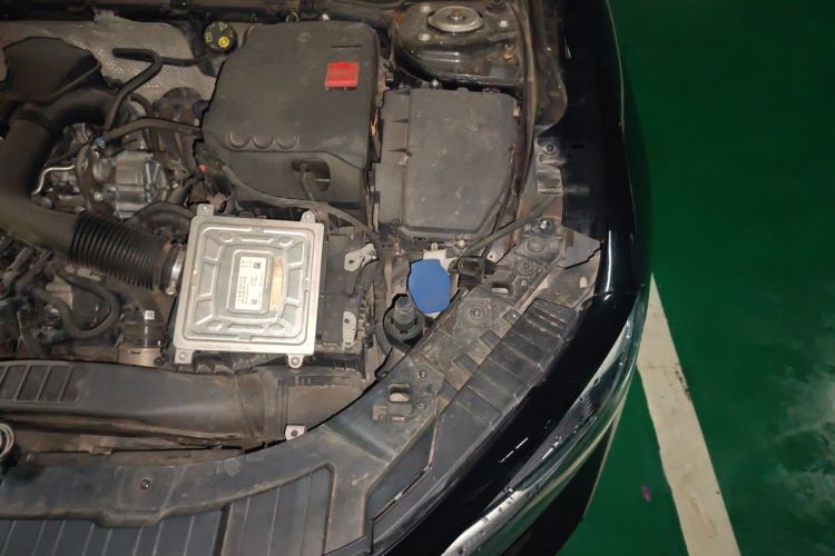 Used Mercedes-Benz GLB 2020 GLB 180 Dynamic Edition Engine Bay Left