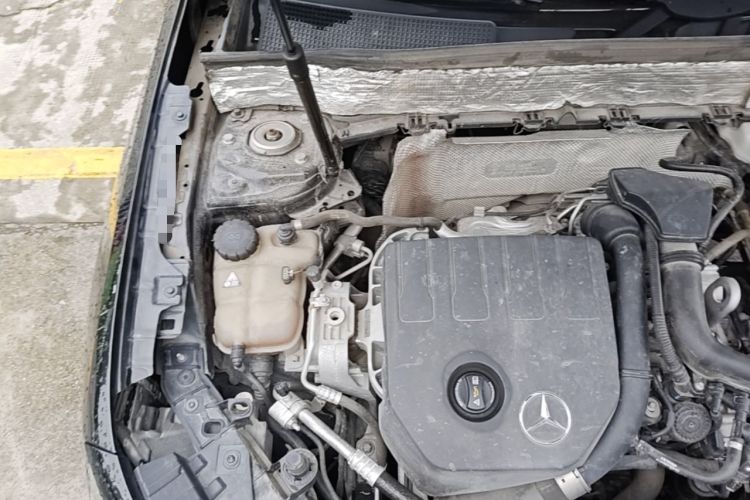 Used Mercedes-Benz GLB 2020 GLB 200 Dynamic Edition Engine Bay Right