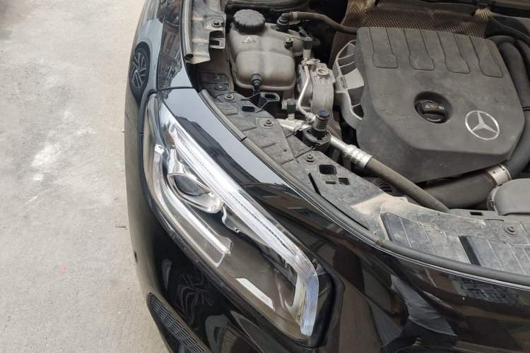 Used Mercedes-Benz GLB 2020 Facelift GLB 200 Fashion Edition Engine Bay Right