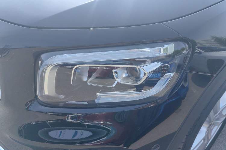Used Mercedes-Benz GLB 2020 GLB 180 Fashion Model Exterior 2