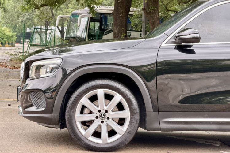 Used Mercedes-Benz GLB 2020 Facelift GLB 200 Fashion Edition Exterior 2