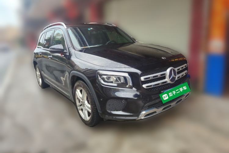 Used Mercedes-Benz GLB 2020 Updated GLB 200 Dynamic Edition Front Right 45 Deg