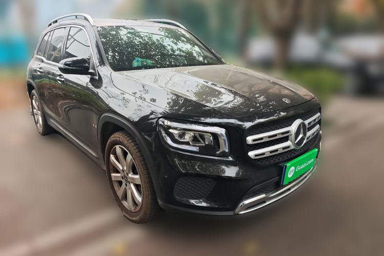 Used Mercedes-Benz GLB 2020 Facelift GLB 200 Fashion Edition Front Right 45 Deg