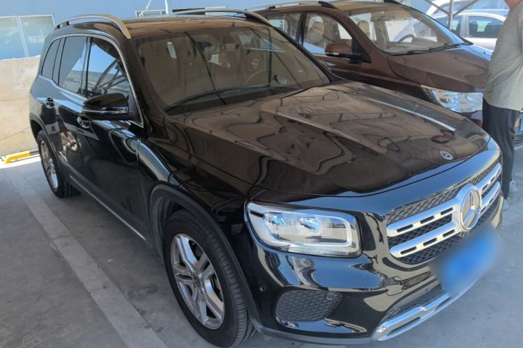 Used Mercedes-Benz GLB 2020 GLB 180 Fashion Model Front Right 45 Deg