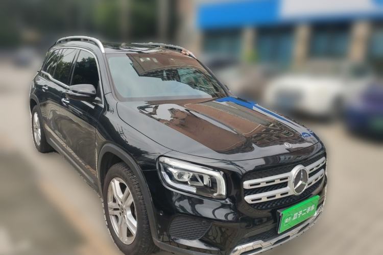 Used Mercedes-Benz GLB 2020 GLB 200 Dynamic Edition Front Right 45 Deg