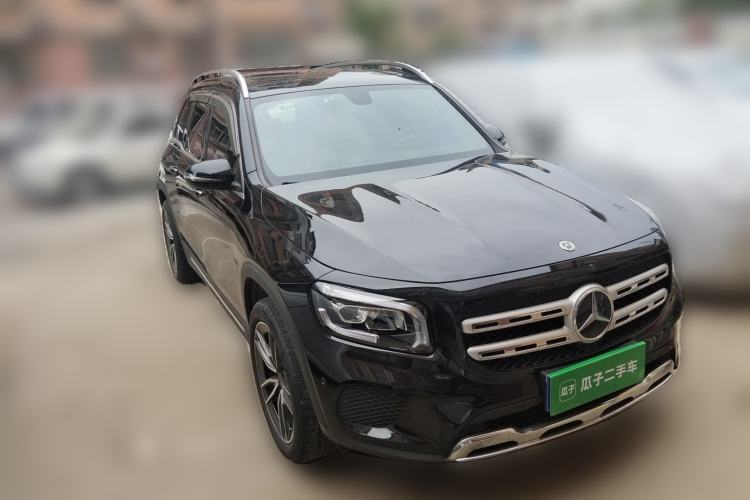 Used Mercedes-Benz GLB 2020 Facelift GLB 200 Fashion Edition Front Right 45 Deg