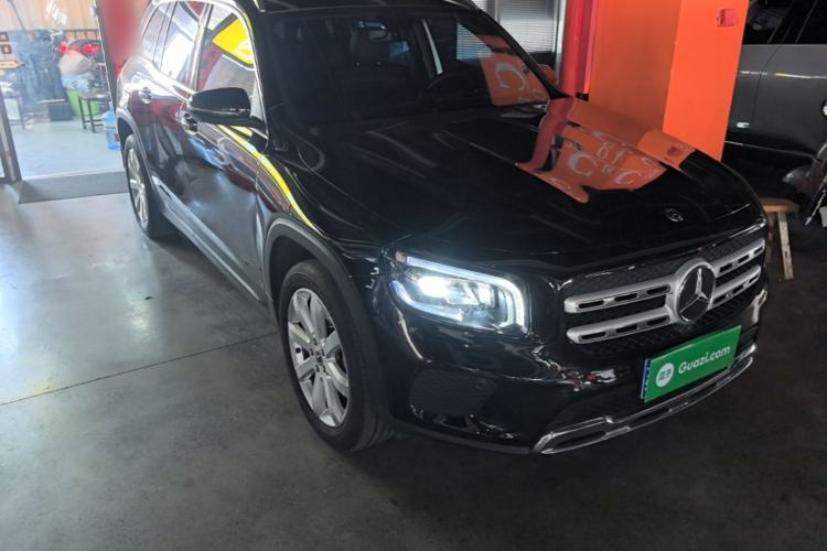 Used Mercedes-Benz GLB 2020 Facelift GLB 200 Fashion Edition Front Right 45 Deg
