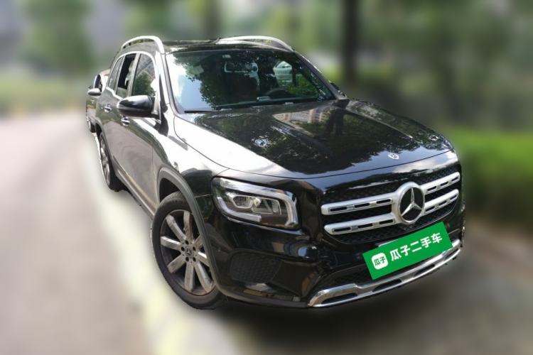 Used Mercedes-Benz GLB 2020 GLB 200 Stylish Edition Front Right 45 Deg