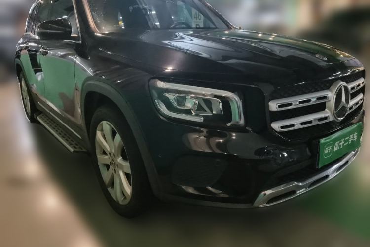 Used Mercedes-Benz GLB 2020 Facelift GLB 200 Fashion Edition Front Right 45 Deg