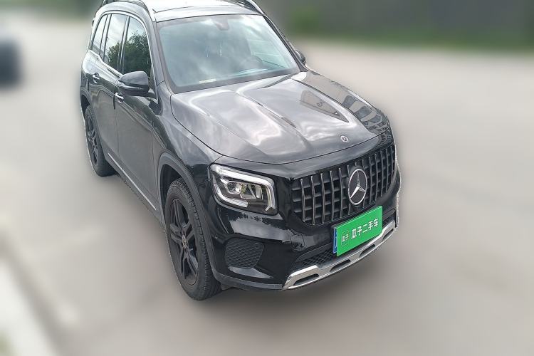 Used Mercedes-Benz GLB 2020 Updated GLB 200 Dynamic Edition Front Right 45 Deg