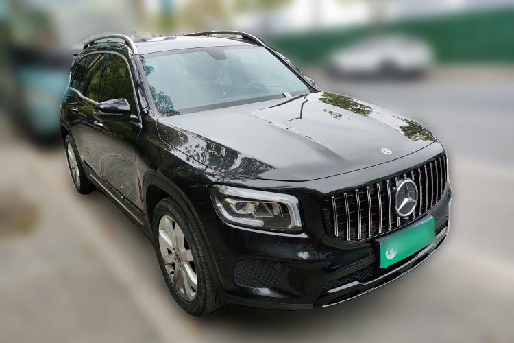 Used Mercedes-Benz GLB 2020 Facelift GLB 200 Fashion Edition Front Right 45 Deg