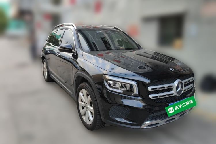 Used Mercedes-Benz GLB 2020 Facelift GLB 200 Fashion Edition Front Right 45 Deg