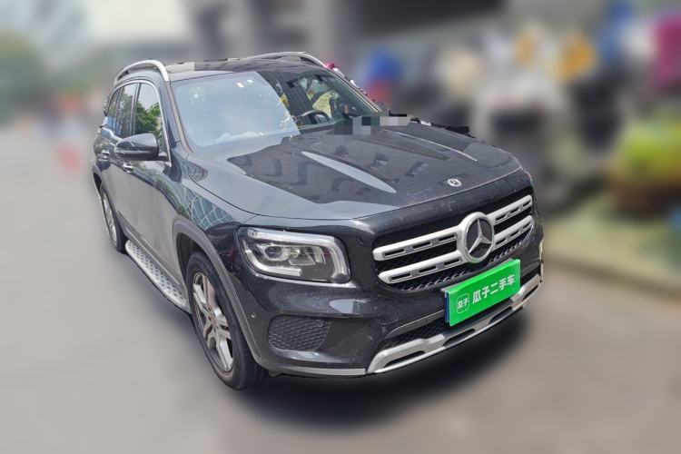 Used Mercedes-Benz GLB 2020 Updated GLB 200 Dynamic Edition Front Right 45 Deg
