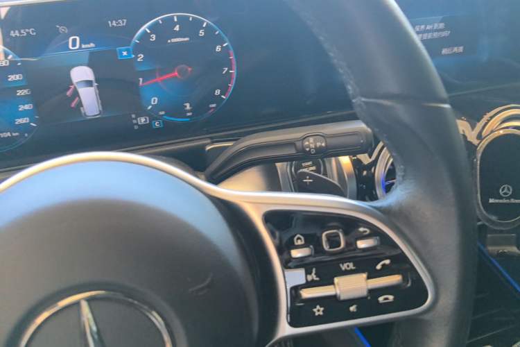 Used Mercedes-Benz GLB 2020 GLB 180 Fashion Model Gear Lever