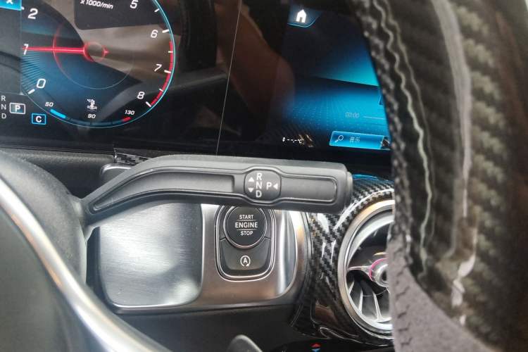 Used Mercedes-Benz GLB 2020 Facelift GLB 200 Fashion Edition Gear Lever