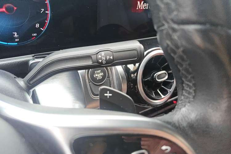 Used Mercedes-Benz GLB 2020 GLB 200 Dynamic Edition Gear Lever