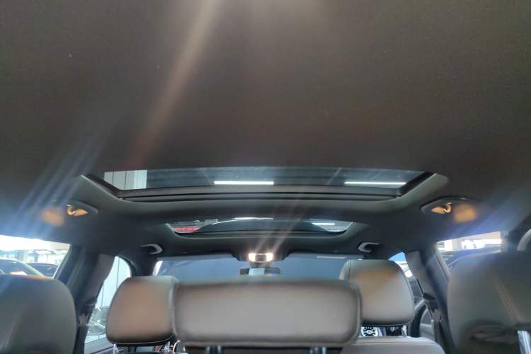 Used Mercedes-Benz GLB 2020 Facelift GLB 200 Fashion Edition Headliner