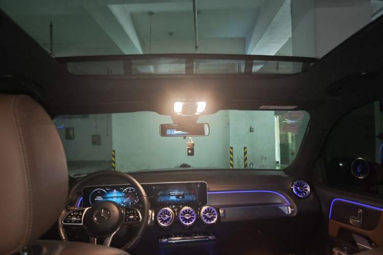 Used Mercedes-Benz GLB 2020 GLB 200 Stylish Edition Headliner