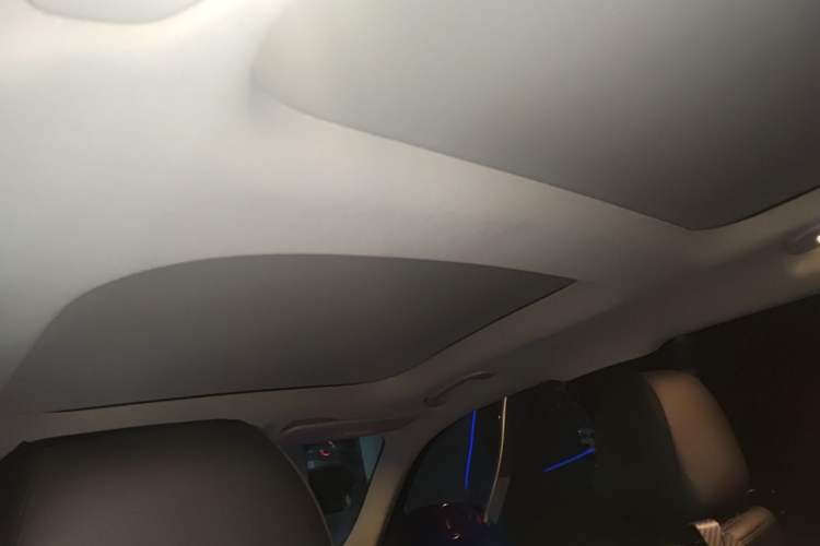 Used Mercedes-Benz GLB 2020 GLB 200 Stylish Edition Headliner