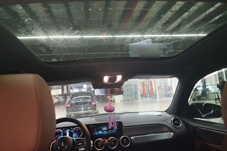 Used Mercedes-Benz GLB 2020 GLB 200 Dynamic Edition Headliner