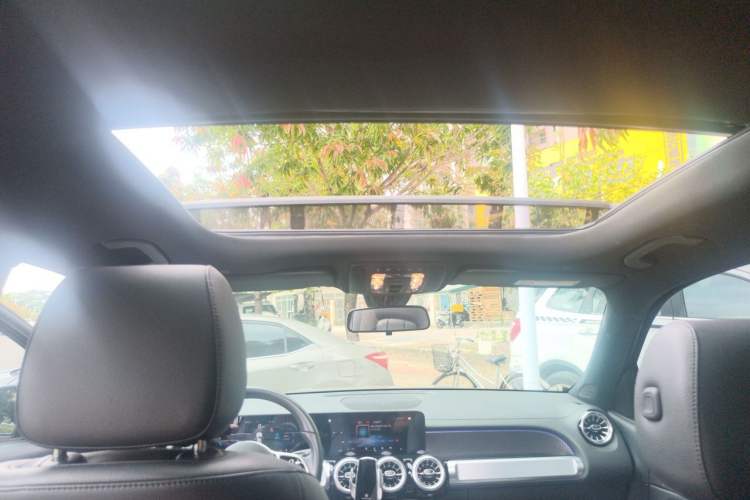 Used Mercedes-Benz GLB 2020 Facelift GLB 200 Fashion Edition Headliner