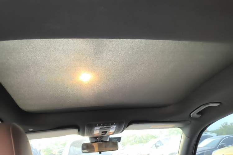 Used Mercedes-Benz GLB 2020 GLB 180 Dynamic Edition Headliner