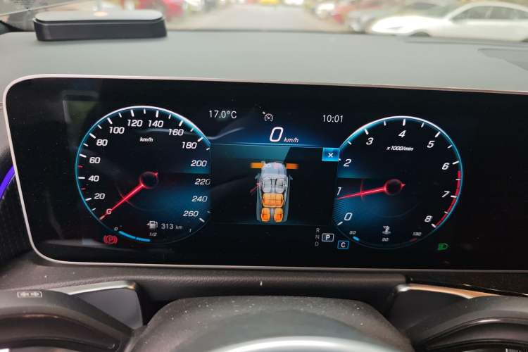 Used Mercedes-Benz GLB 2020 Facelift GLB 200 Fashion Edition Instrument Cluster
