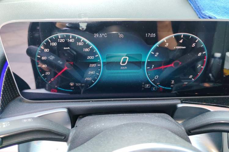 Used Mercedes-Benz GLB 2020 Facelift GLB 200 Fashion Edition Instrument Cluster