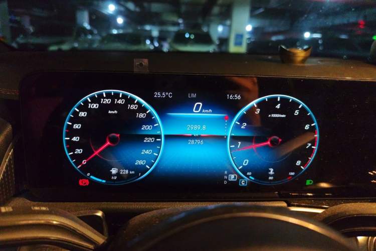 Used Mercedes-Benz GLB 2020 Updated GLB 200 Dynamic Edition Instrument Cluster