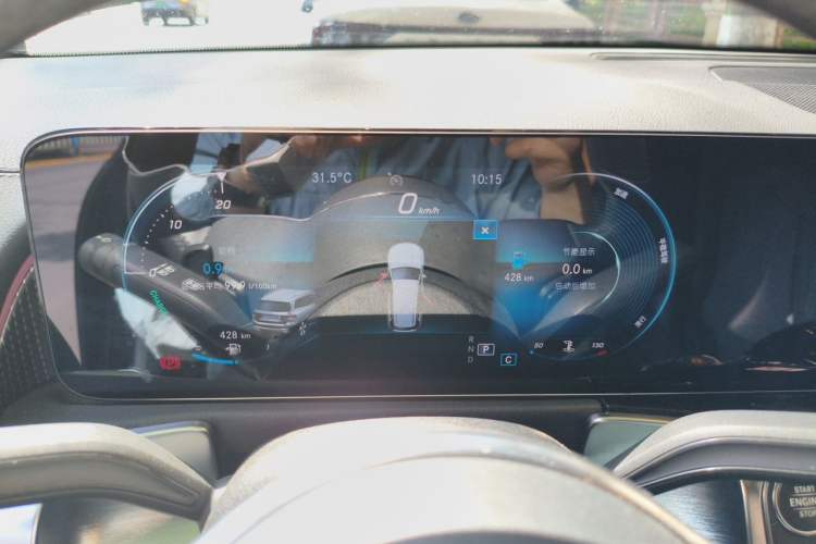 Used Mercedes-Benz GLB 2020 Updated GLB 200 Dynamic Edition Instrument Cluster