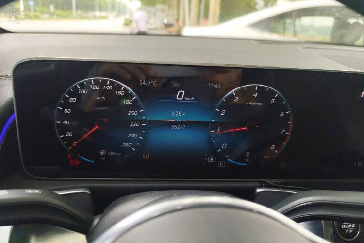 Used Mercedes-Benz GLB 2020 Updated GLB 200 Dynamic Edition Instrument Cluster