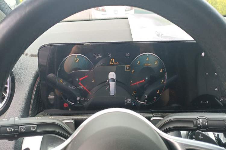 Used Mercedes-Benz GLB 2020 Updated GLB 200 Dynamic Edition Instrument Cluster
