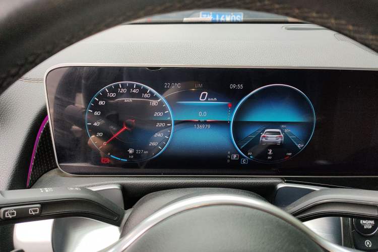 Used Mercedes-Benz GLB 2020 Facelift GLB 200 Fashion Edition Instrument Cluster