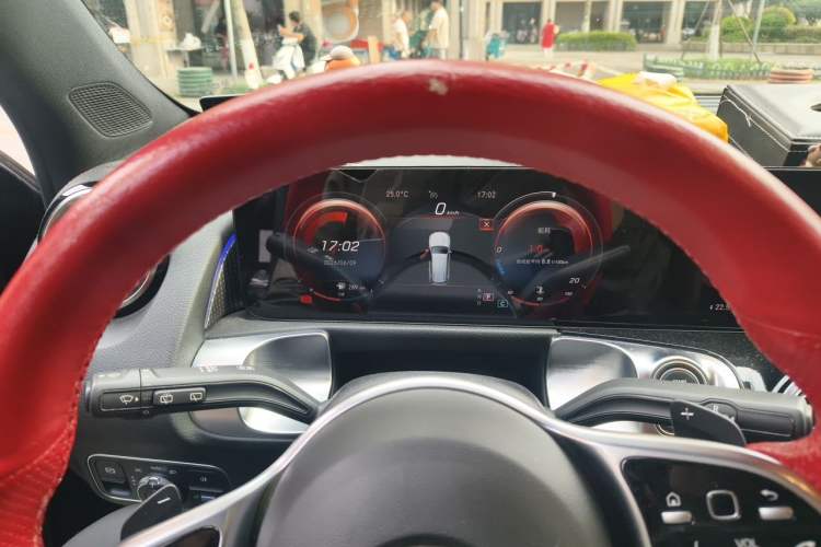 Used Mercedes-Benz GLB 2020 Facelift GLB 200 Fashion Edition Instrument Cluster