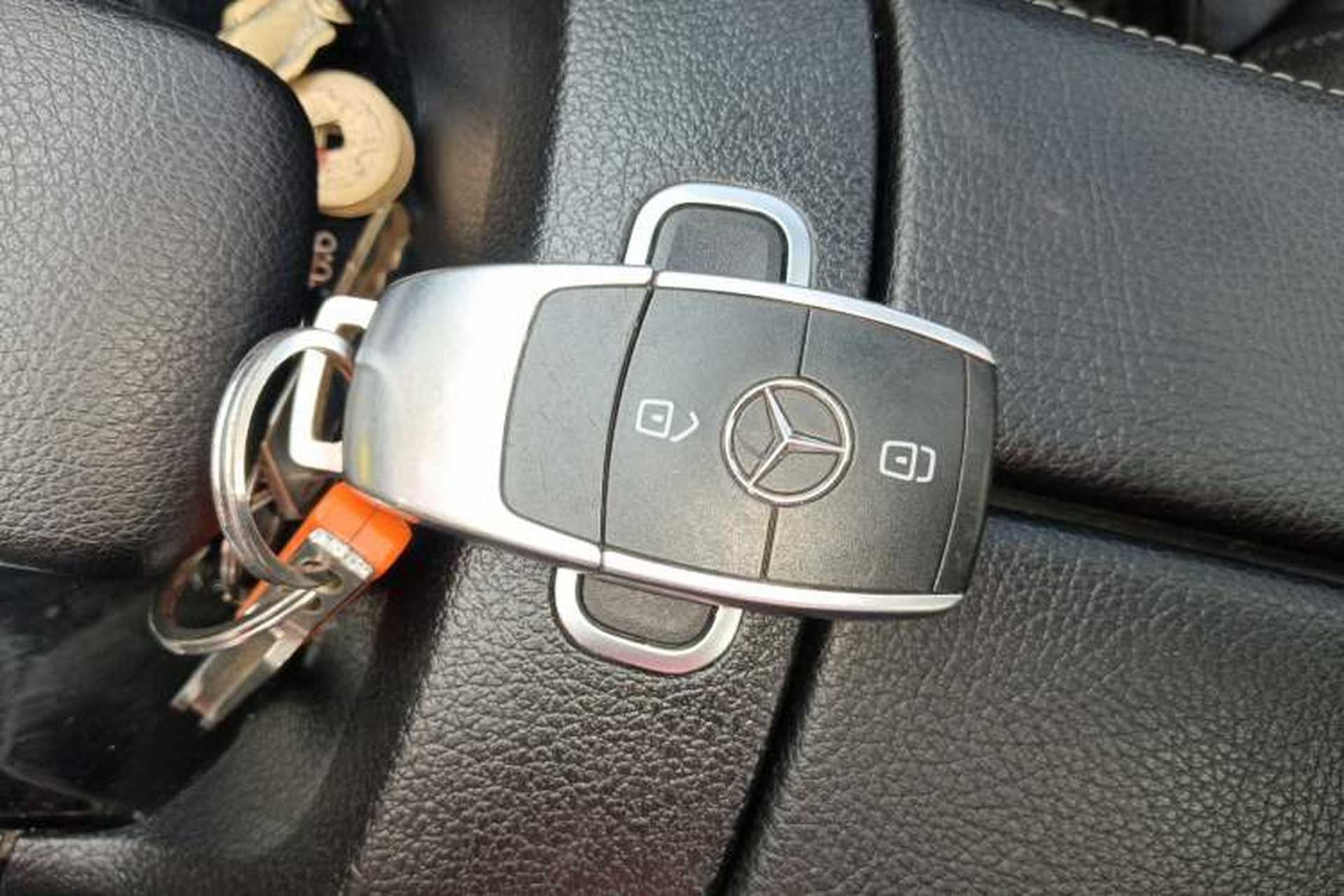 Used Mercedes-Benz GLB 2020 GLB 200 Dynamic Edition Interior 1