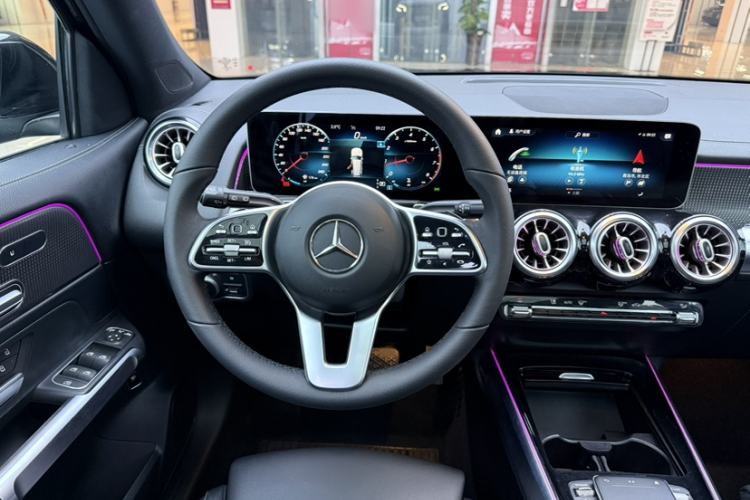 Used Mercedes-Benz GLB 2020 Facelift GLB 200 Fashion Edition Interior 4