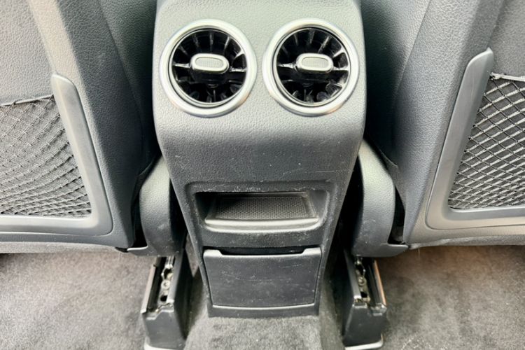 Used Mercedes-Benz GLB 2020 Facelift GLB 200 Fashion Edition Interior 4