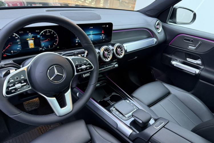 Used Mercedes-Benz GLB 2020 Facelift GLB 200 Fashion Edition Interior 5