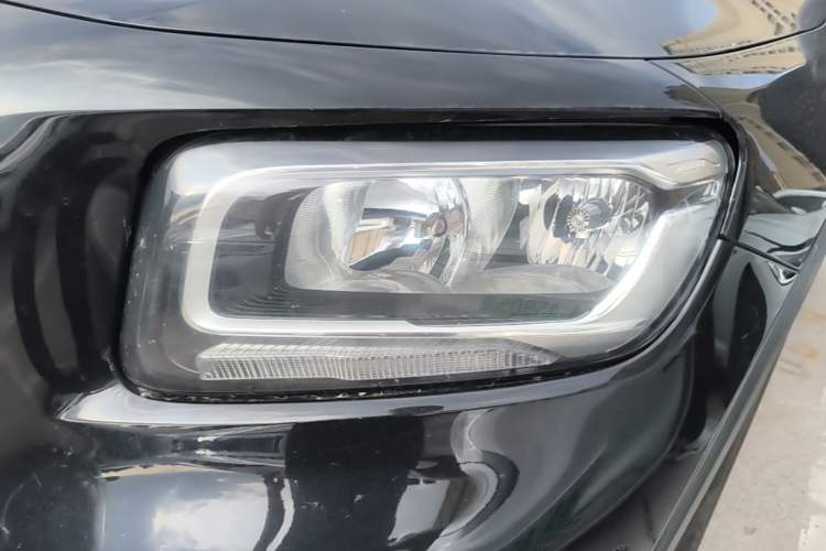 Used Mercedes-Benz GLB 2020 GLB 180 Dynamic Edition Left Front Headlight