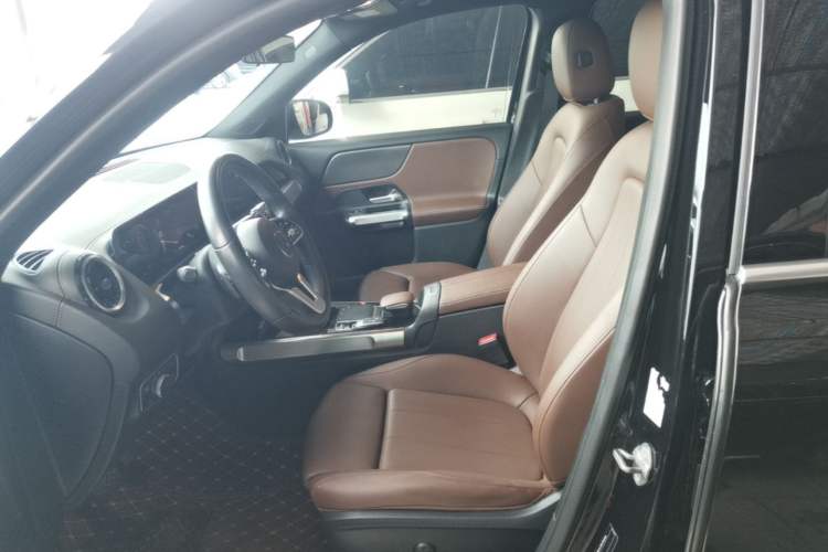 Used Mercedes-Benz GLB 2020 GLB 200 Dynamic Edition Left Front Seat