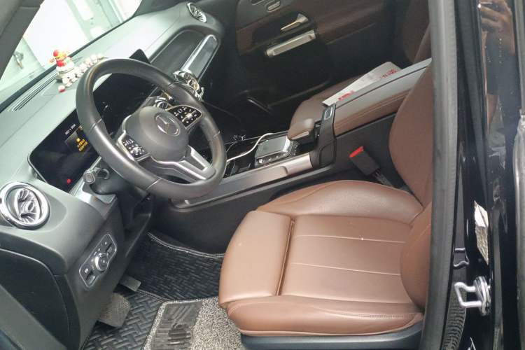 Used Mercedes-Benz GLB 2020 Facelift GLB 200 Fashion Edition Left Front Seat