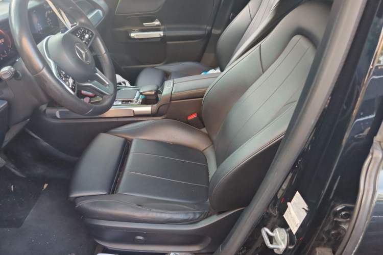 Used Mercedes-Benz GLB 2020 GLB 200 Dynamic Edition Left Front Seat