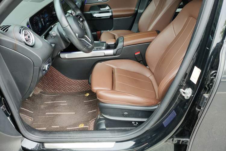 Used Mercedes-Benz GLB 2020 Facelift GLB 200 Fashion Edition Left Front Seat