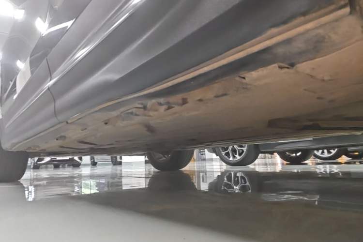 Used Mercedes-Benz GLB 2020 Updated GLB 200 Dynamic Edition Left Side Sill