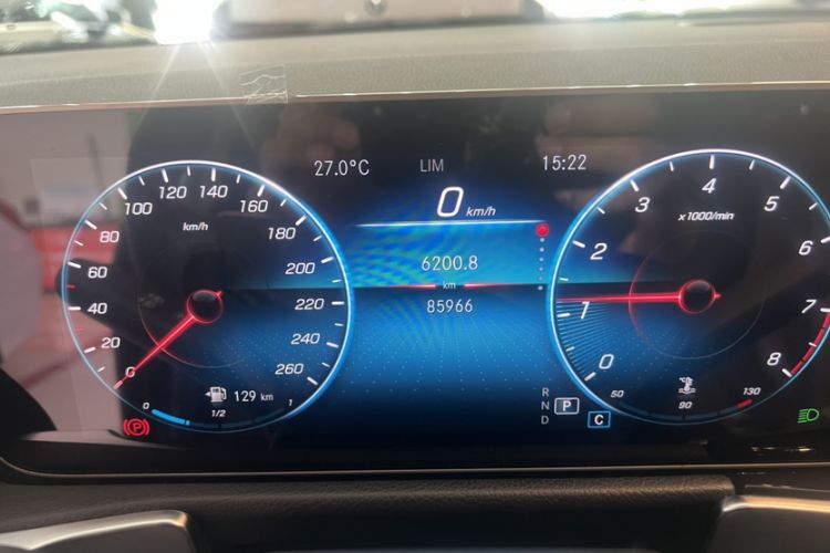 Used Mercedes-Benz GLB 2020 Facelift GLB 200 Fashion Edition Odometer Close Up