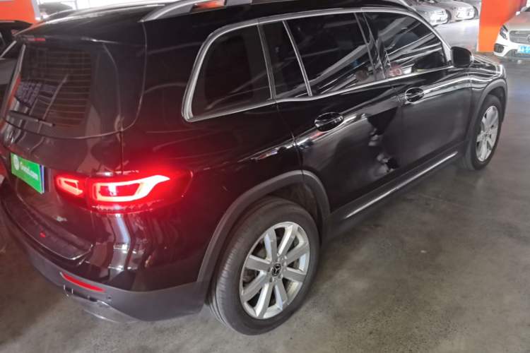 Used Mercedes-Benz GLB 2020 Facelift GLB 200 Fashion Edition Rear Right 45 Deg
