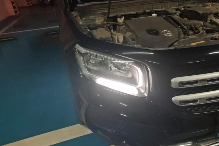 Used Mercedes-Benz GLB 2020 GLB 180 Dynamic Edition Right Front Headlight