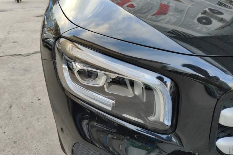 Used Mercedes-Benz GLB 2020 Facelift GLB 200 Fashion Edition Right Front Headlight