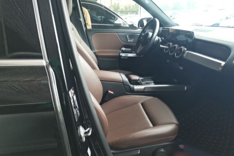 Used Mercedes-Benz GLB 2020 GLB 200 Dynamic Edition Right Front Seat